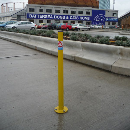 Autopa Fixed Galvanised Parking & Security Post Plastic Cap - 750mm (No Fixings)