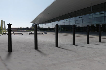 Autopa Ornamental Galvanised Steel Bollard 1000mm - GFC1700 (No Fixings)