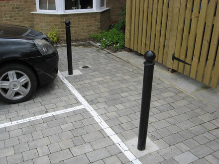 Autopa Ornamental Galvanised Steel Bollard 1000mm - GFC2000 (No Fixings)
