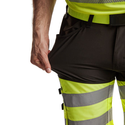 Blaklader 1541 Hi Vis Shorts With Stretch Black Hi Vis Yellow Feature 1