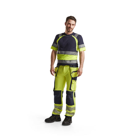 Blaklader 3421 Hi Vis T Shirt Navy Blue Hi Vis Yellow 2 Model