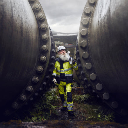 Blaklader 3459 Multinorm Sweatshirt Navy Blue Hi Vis Yellow Model