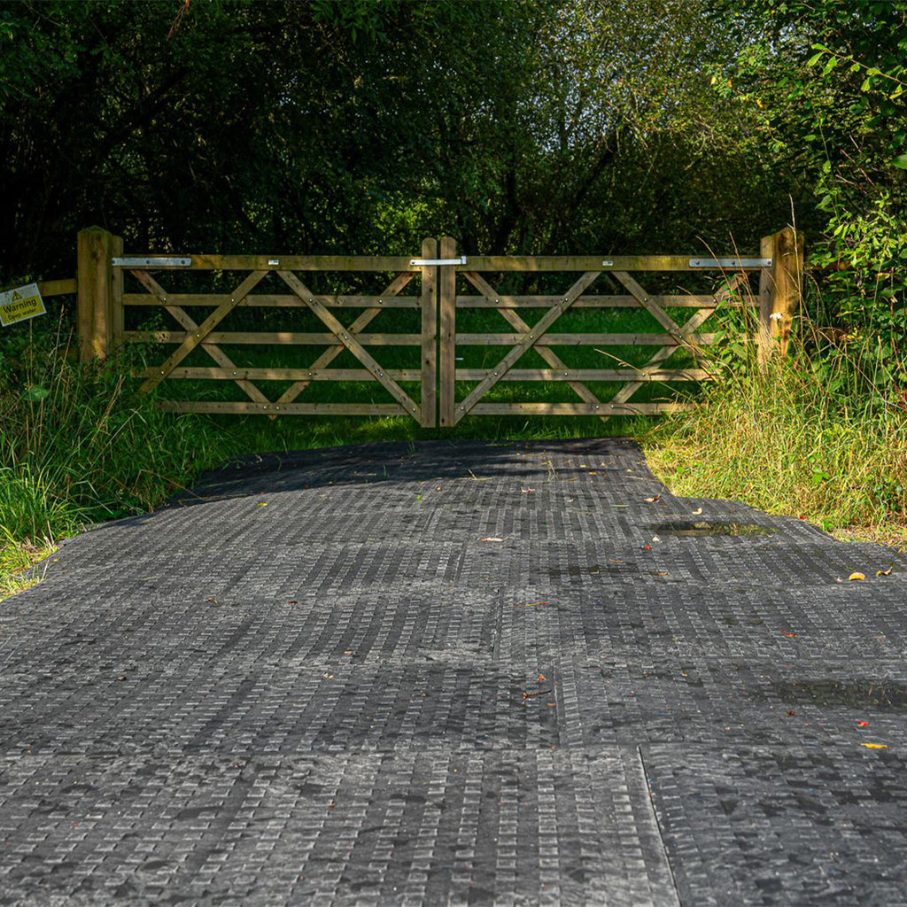 Blue Diamond Groundtrak Ground Protection Mat (20t) - 1200x800x22mm