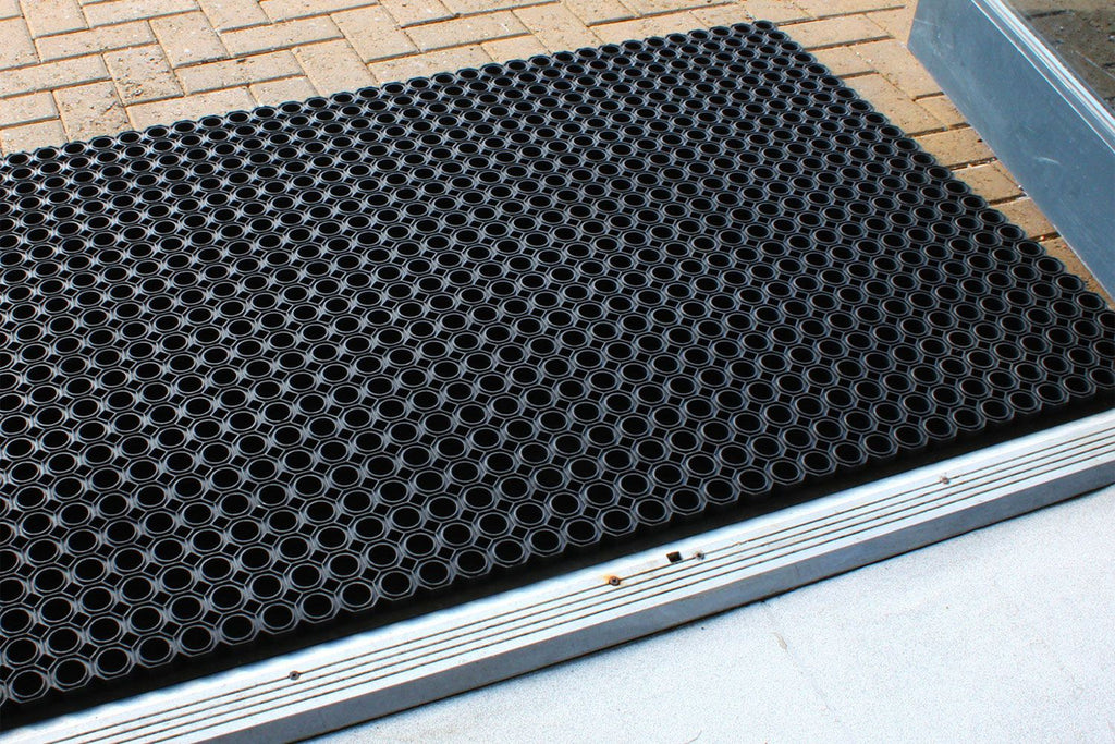 Blue Diamond Octaguard Connector 7 x 7cm Black