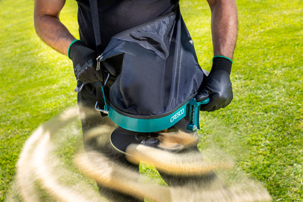 Cresco 5 Shoulder Mount Seed Spreader 17kg Capacity