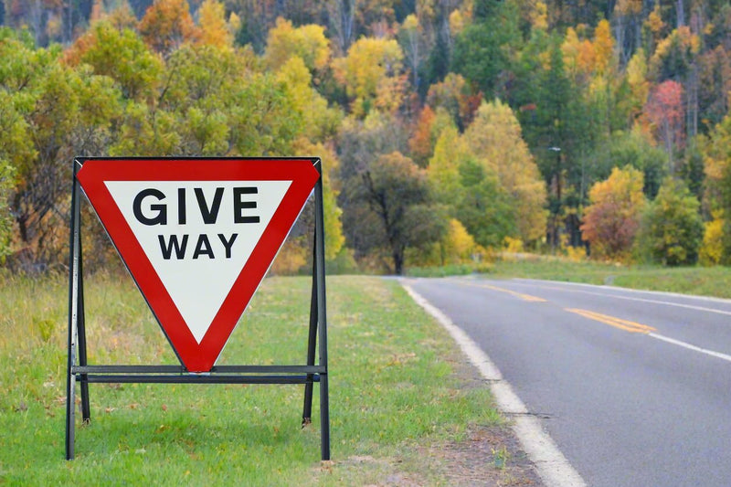 Give Way Zintec Inverted Triangle Sign Description Img