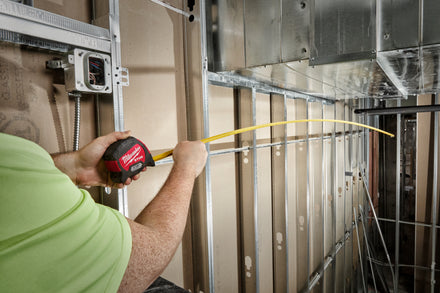 Milwaukee STUD Tape Measure 8 Metre / 26ft Metric & Imperial - 4932471629