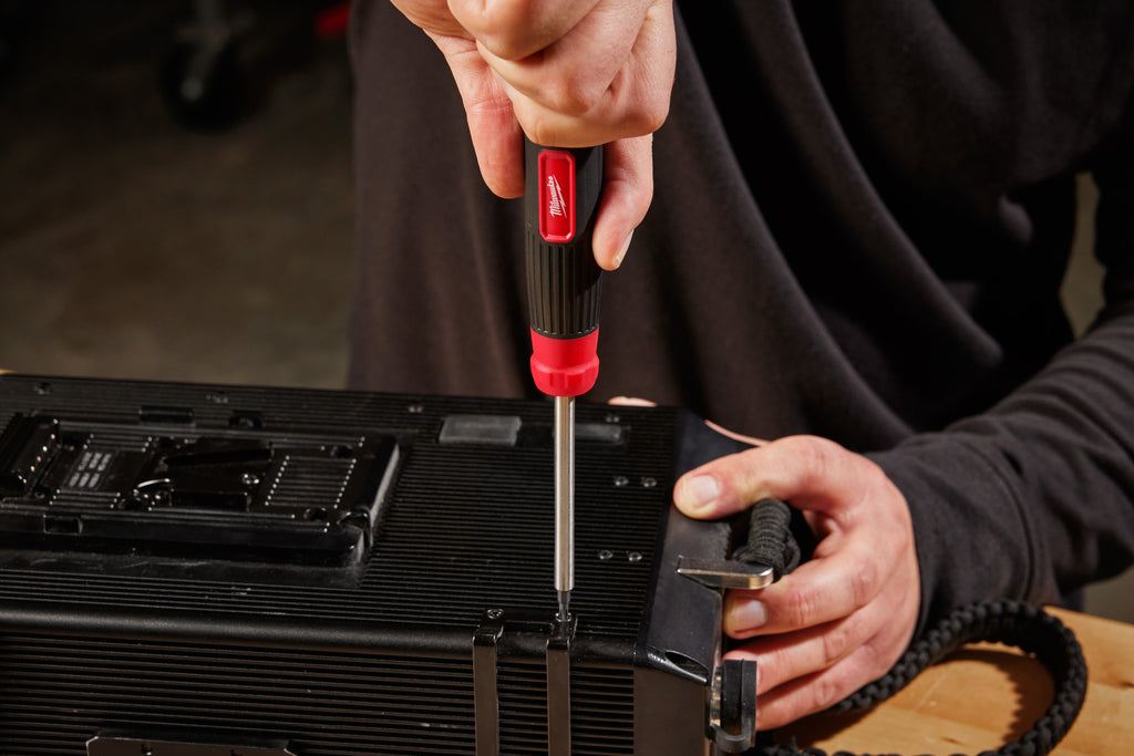 Milwaukee 27-in-1 Precision Multi Bit Screwdriver - 4932498176