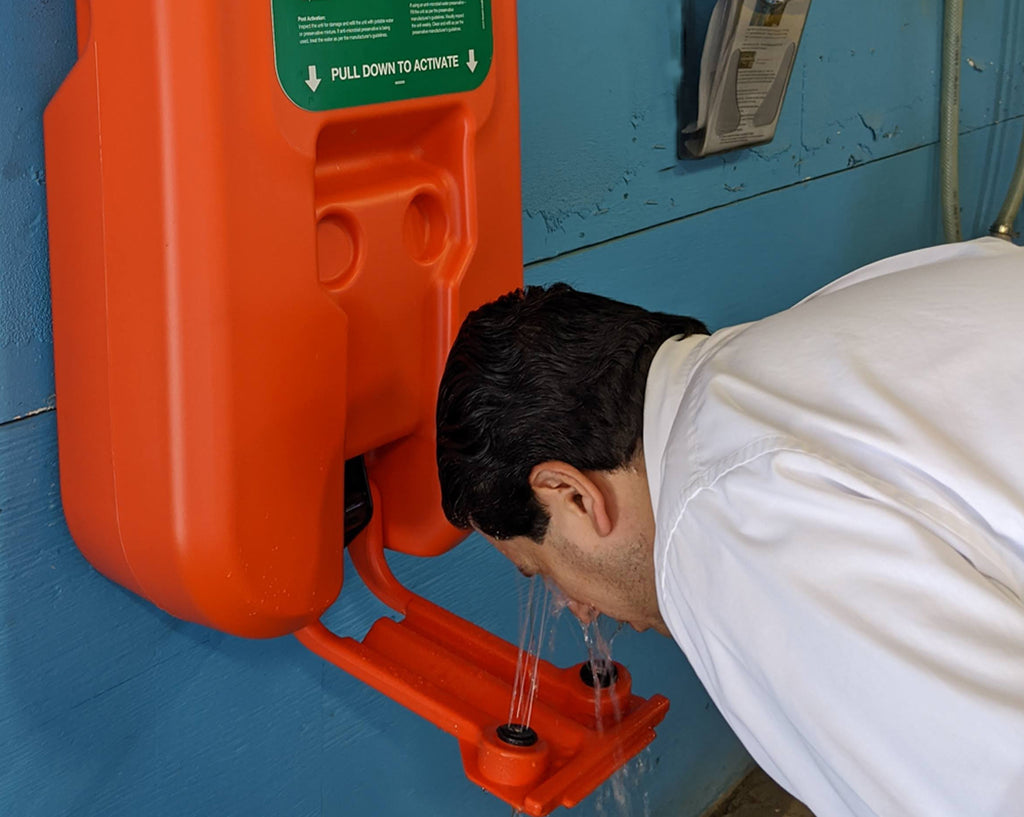 Gravity-Fed Portable Eye Wash Station | Wall-Mountable - 38 Litre