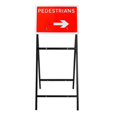 Pedestrians' Sign With Reversible Arrow Diagram 7018 | Quick Fit (face only) | 600x450mm