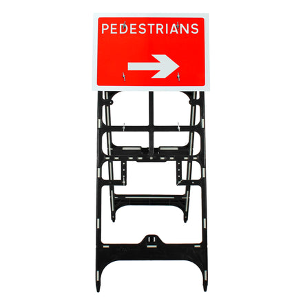 Pedestrians Arrow Right Diagram 7018 | Quick Fit (Face Only) | 600x450mm