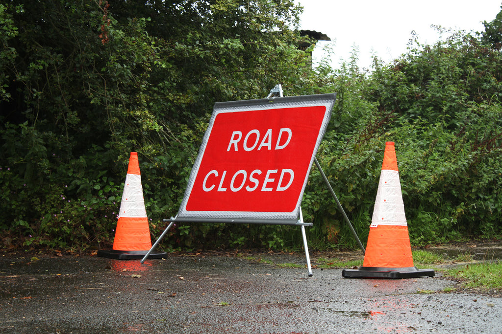 Road Closed dia. 7010.1 - Roll Up Sign / RA1 | 1050x750mm