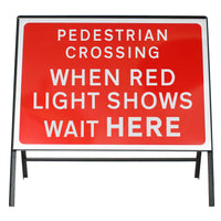 Pedestrian Crossing When Red Light Shows Wait Here Sign - Zintec Metal Sign Dia 7011.2 Face | 1050x750mm
