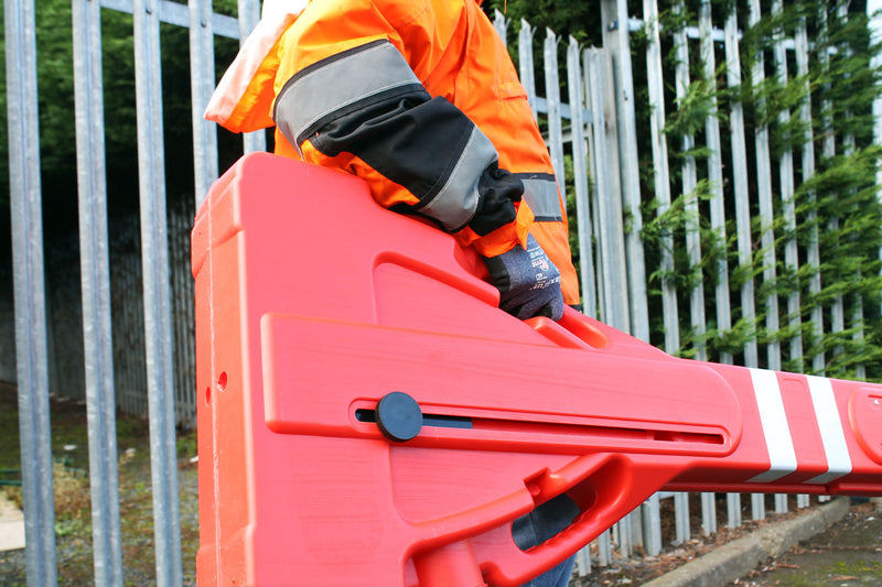 Lightweight Expanding Barrier