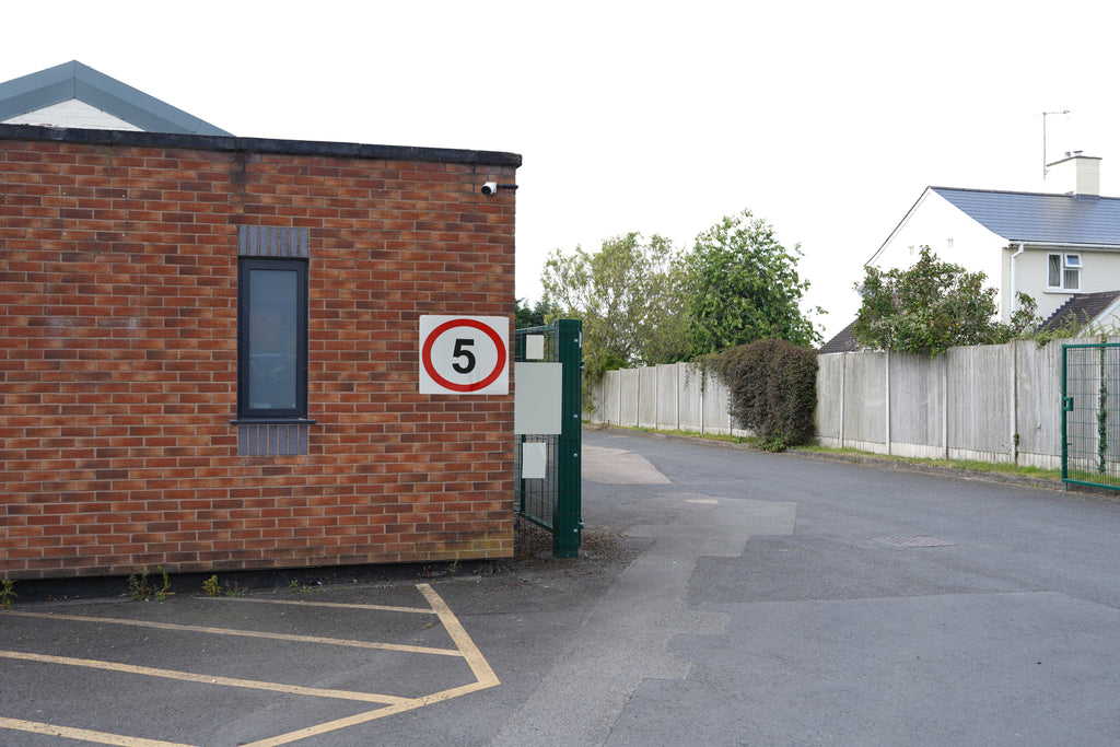 5 mph Speed Limit Sign Wall Mount - Various Sizes