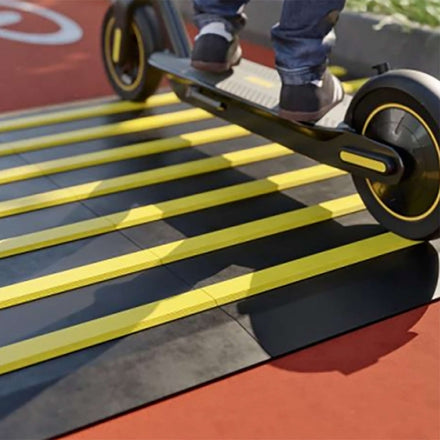 TOPSTOP Rubber Bike Speed Reduction Ramp - Black/Yellow