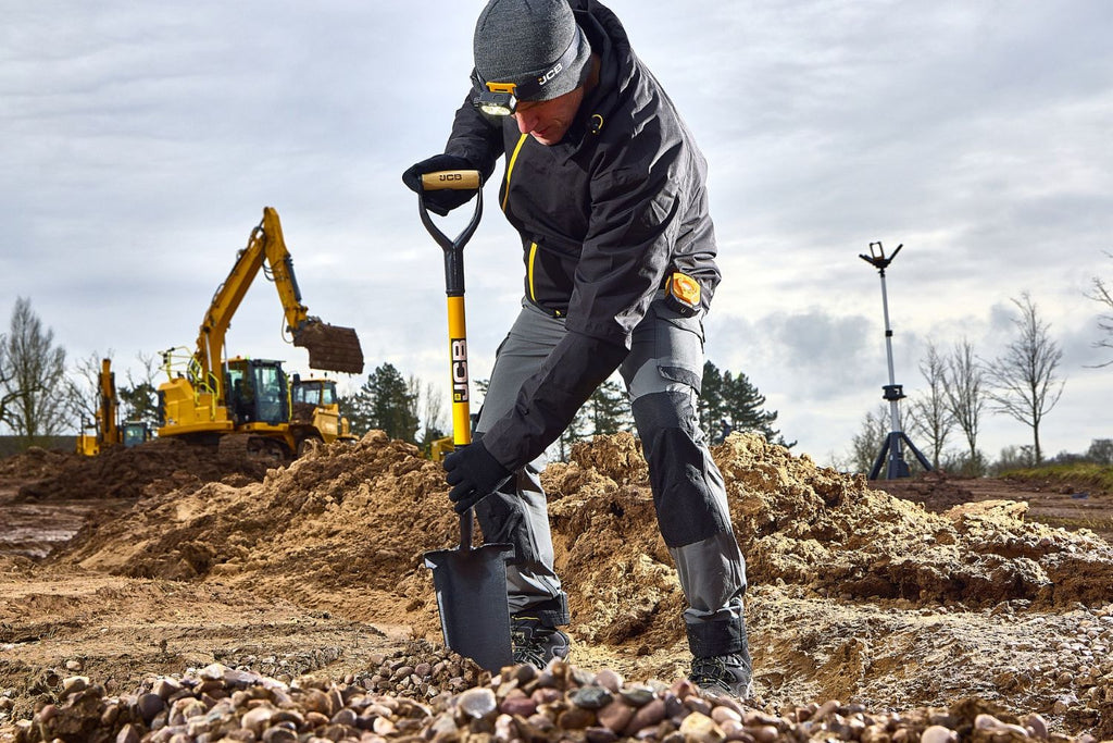 JCB - Newcastle Drainer ‘Drain Master’ All Steel Spade - JCBDM01