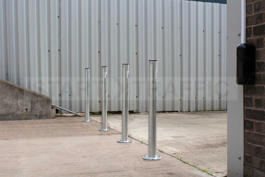 Autopa Fixed Galvanised Parking & Security Posts Plastic Cap 750mm