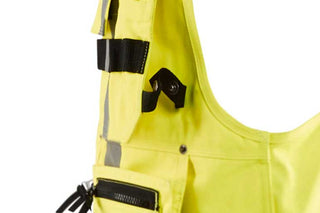BlakladerVest_Two Loops With Velcro On Sides