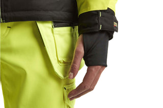 BlakladerJacket_Adjustable Sleeve Ends With Neoprene Wristlets