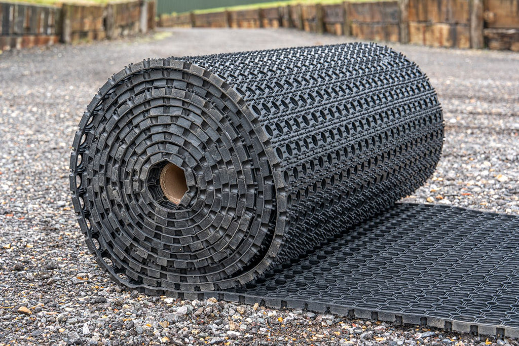 Blue Diamond Greenskeeper Rubber Matting 1000mm wide