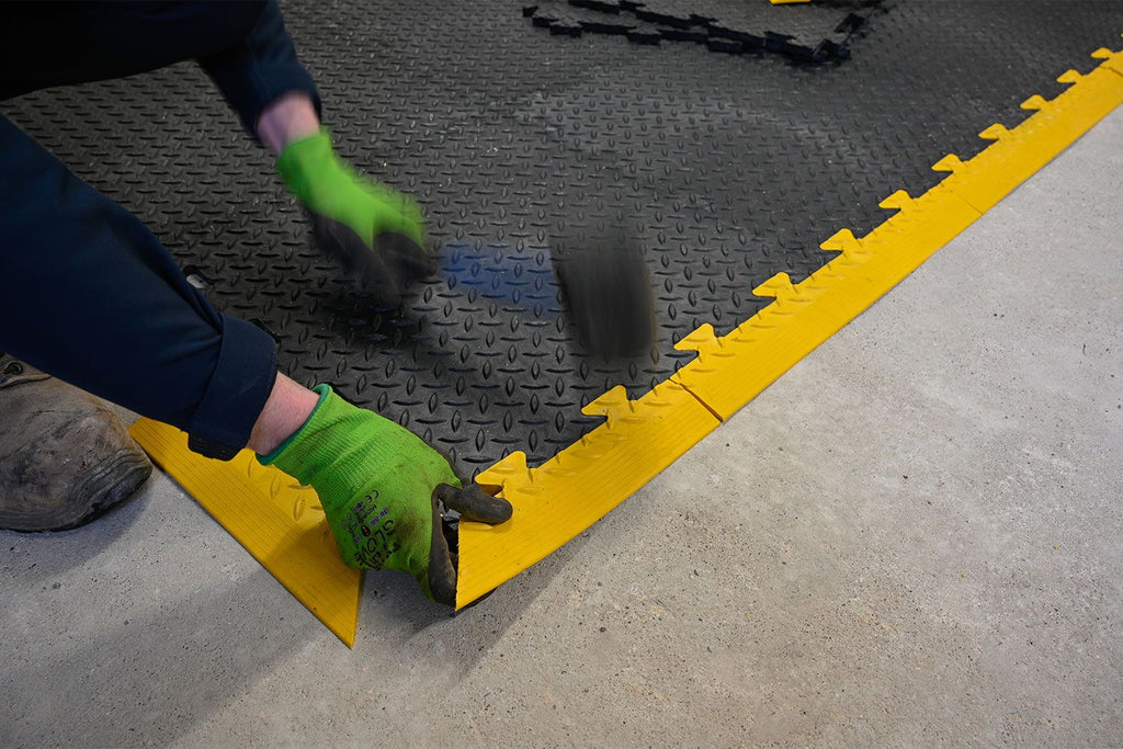 Tuff-Tile Diamond Interlocking Floor Matting Tile | Start Safety UK