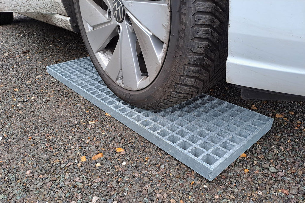 GRP Waffle Boards - Sand Ladders For Vehicle Recovery - Pair - 996x310mm