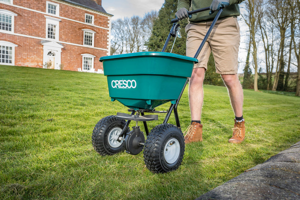 Cresco 20SW Push Along Salt & Seed Spreader 36kg Capacity