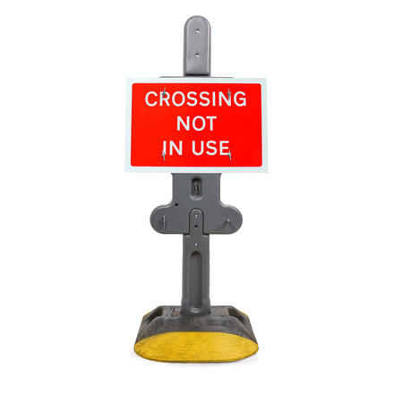 Crossing Not In Use' Sign Diagram 7016 | Quick Fit (face only) | 600x450mm