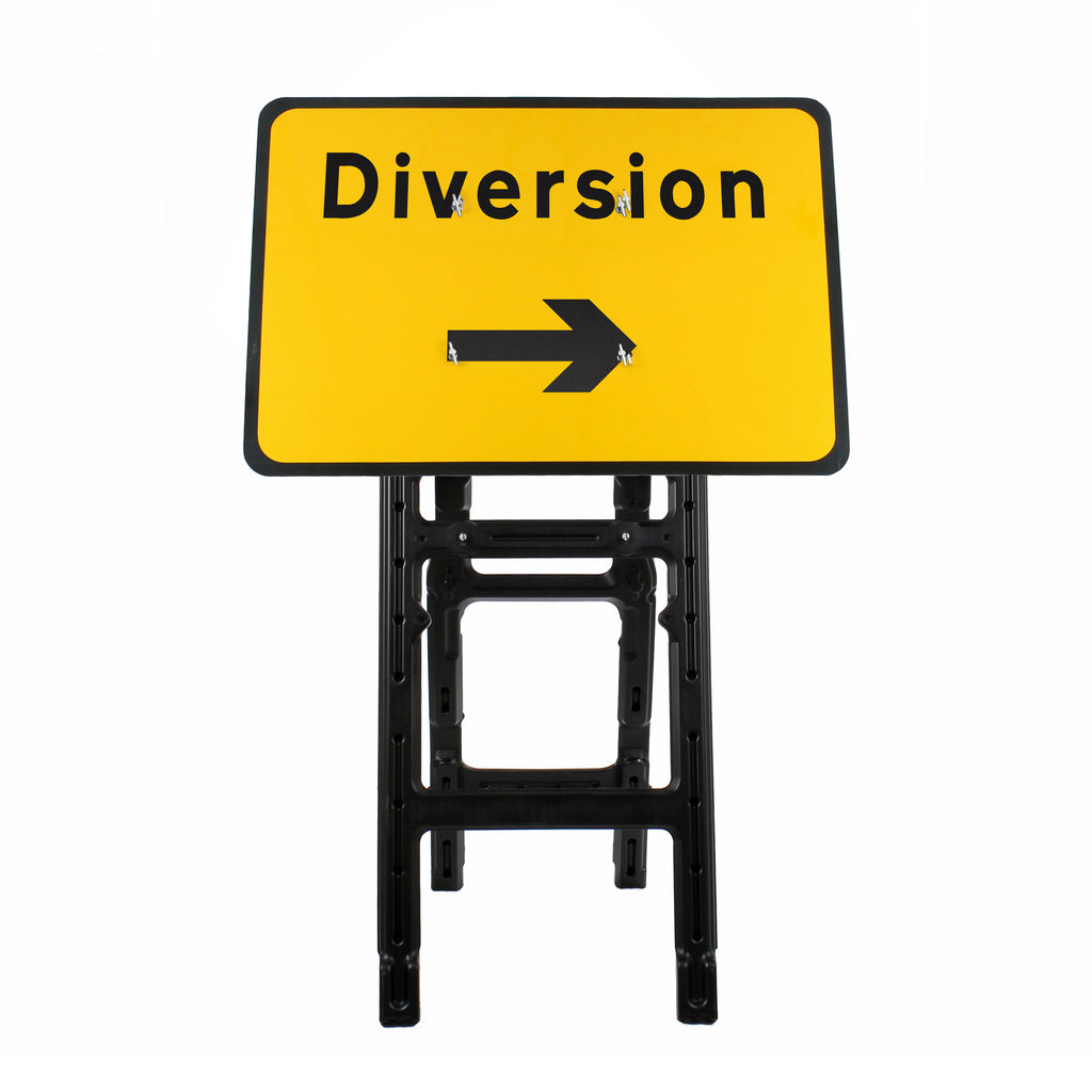 Diversion Right Sign Diagram 2702 | Quick Fit (face only) | 1050x750mm