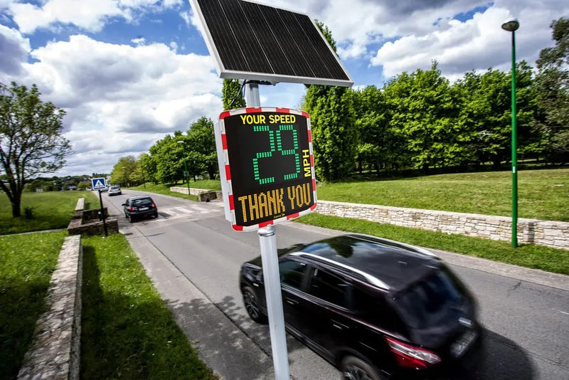 Evolis Vision Radar Sign Solar Lifestyle