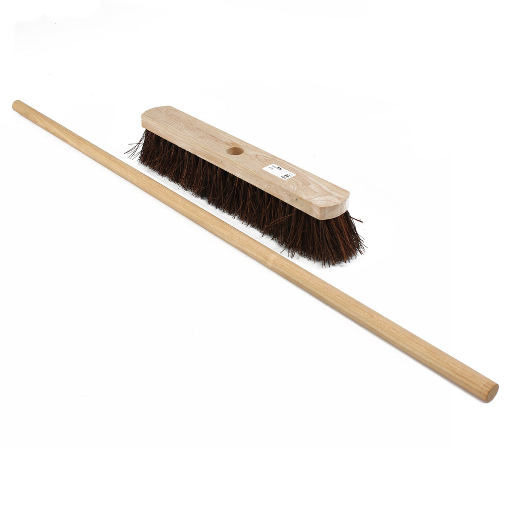 Hillbrush 457mm Contract Stiff Platform Broom Bassine (1400mm Wooden Handle Kit)