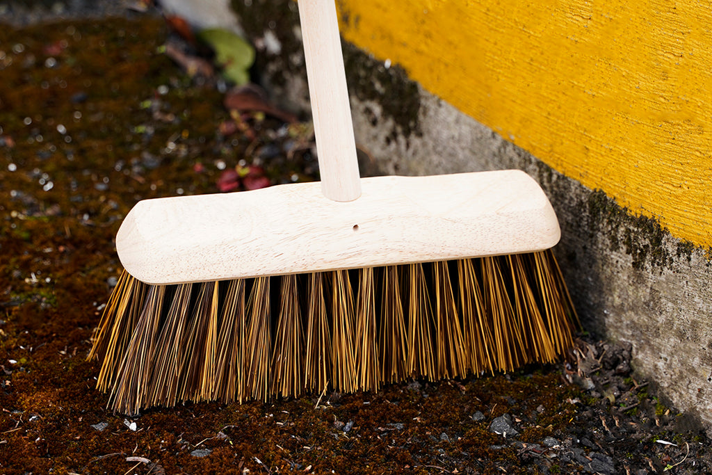 Hillbrush 305mm Finest Medium Sweeping Broom Gumati Fibre Fill