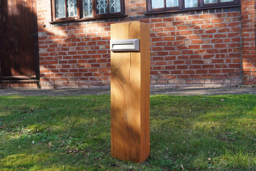 Iconium Stratton Double Indirect Wooden Bollard Light