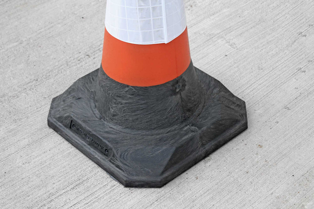 JSP RoadHog One Piece Traffic Cones 750mm