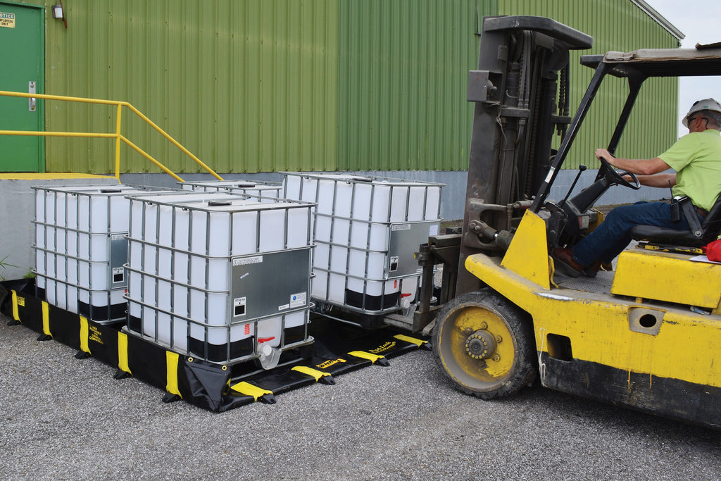 Justrite Rigid Lock QuickBerm 1,798 Litre Portable Spill Containment Berm (2400x2400x305mm)