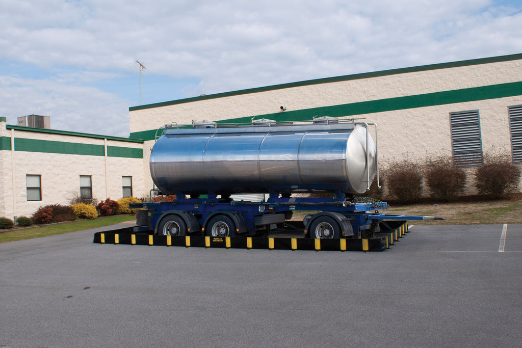 Justrite Rigid Lock QuickBerm 11,318 Litre Portable Spill Containment Berm (6100x6100x305mm)