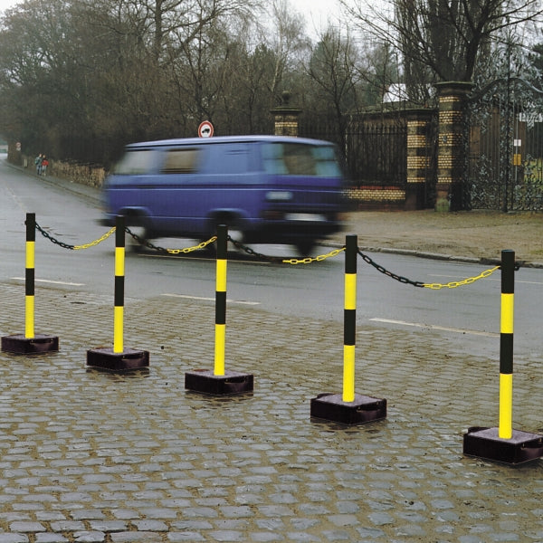 M-FERRO SIGNAL Plastic Coated Galvanised Barrier Chain | Start Safety UK