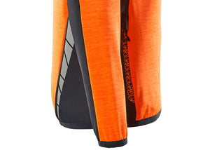 MascotFleece_Front Pockets