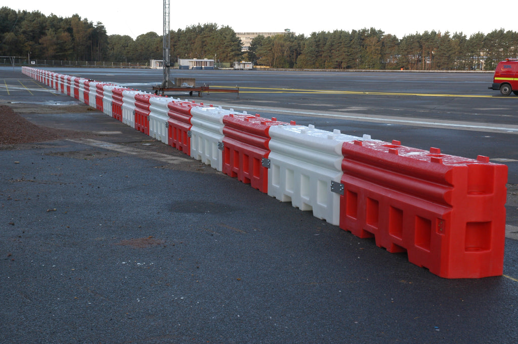 RB22 Barrier - 50MPH Water Filled Crash Barrier