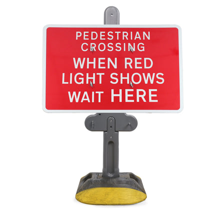 Pedestrian Crossing When Red Light Shows Wait Here Quick Fit Sign Dia 7011.2 (Face Only) | 1050x750mm