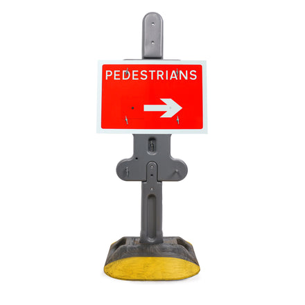Pedestrians' Sign With Reversible Arrow Diagram 7018 | Quick Fit (face only) | 600x450mm
