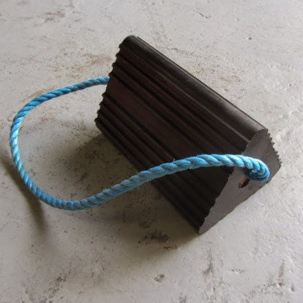Rubber Aircraft Wheel Chock With Blue Rope Handle