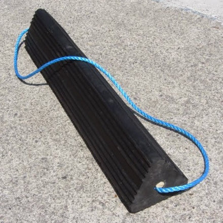 Rubber Aircraft Wheel Chock With Blue Rope Handle