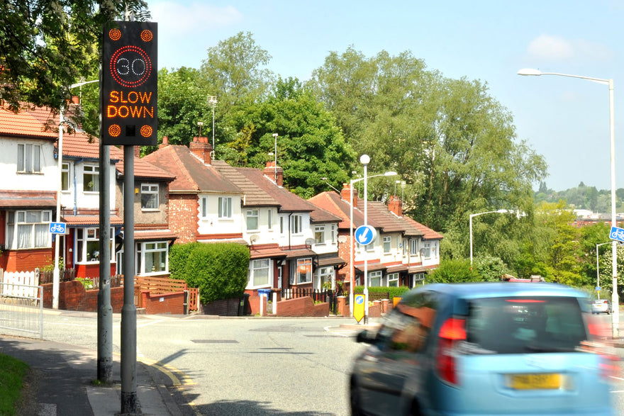 Radar Activated Sign 30mph Limit With Slow Down Message