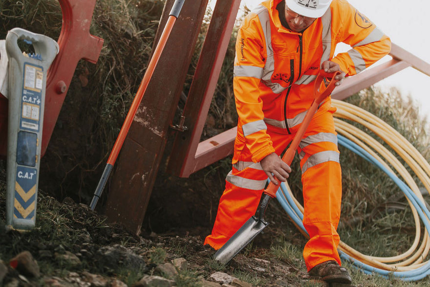 man using shocksafe spade