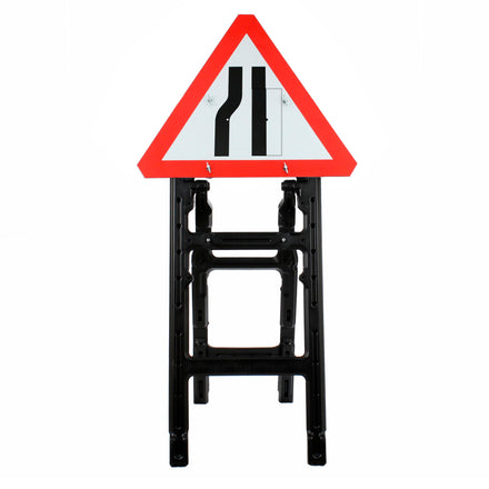 Road Narrows Reversible Quick Fit Sign Dia. 517 750mm 3mm Plastic RA1 (Face Only) | 750mm
