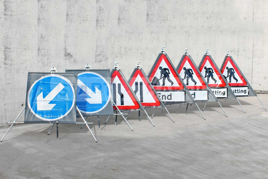 Roll up sign package