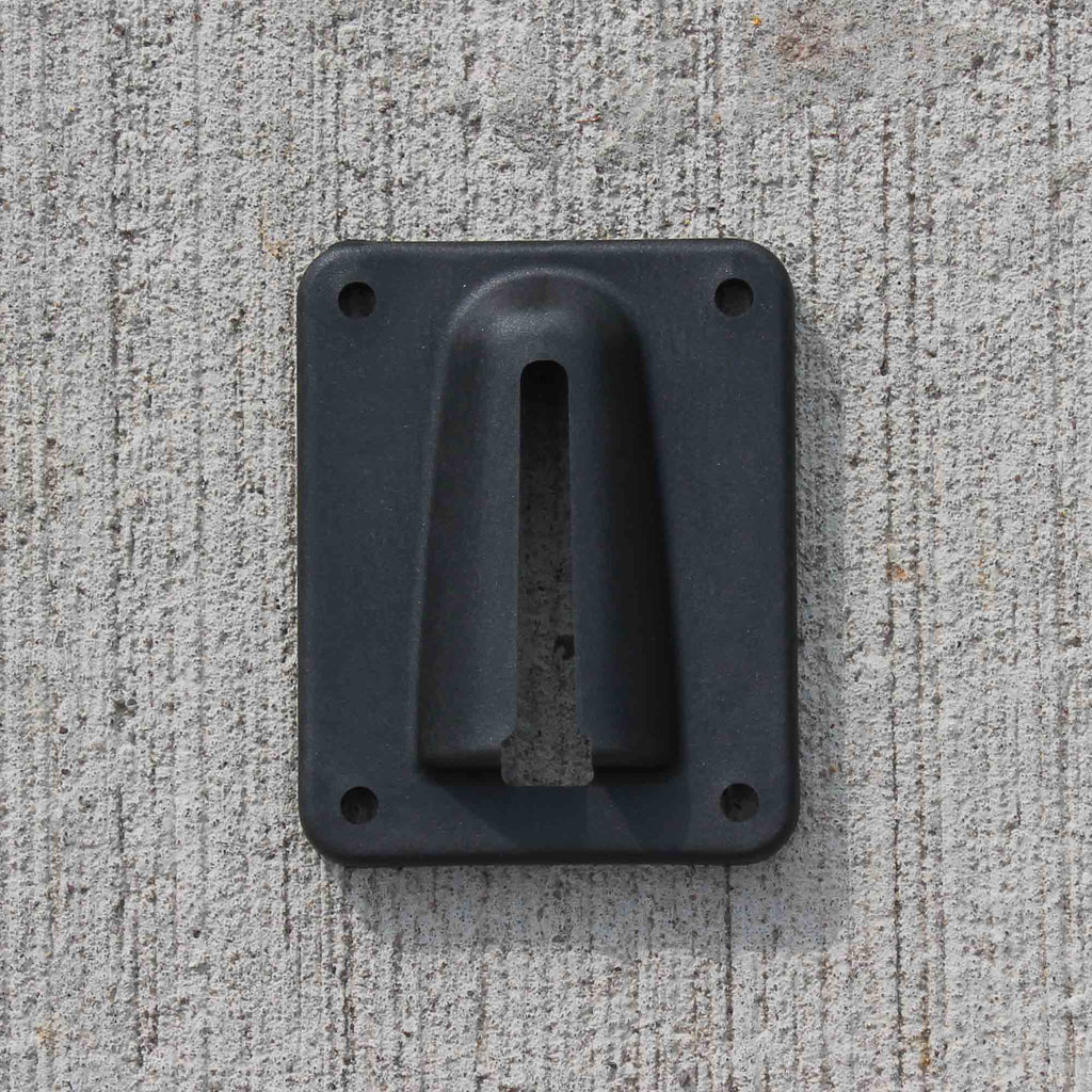 Skipper Barrier Wall Receiver Clip