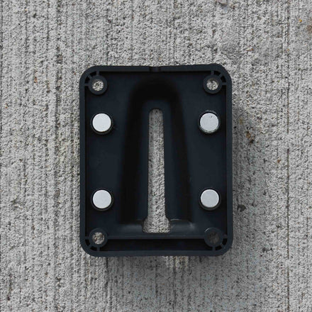 Skipper Barrier Magnetic Receiver Clip